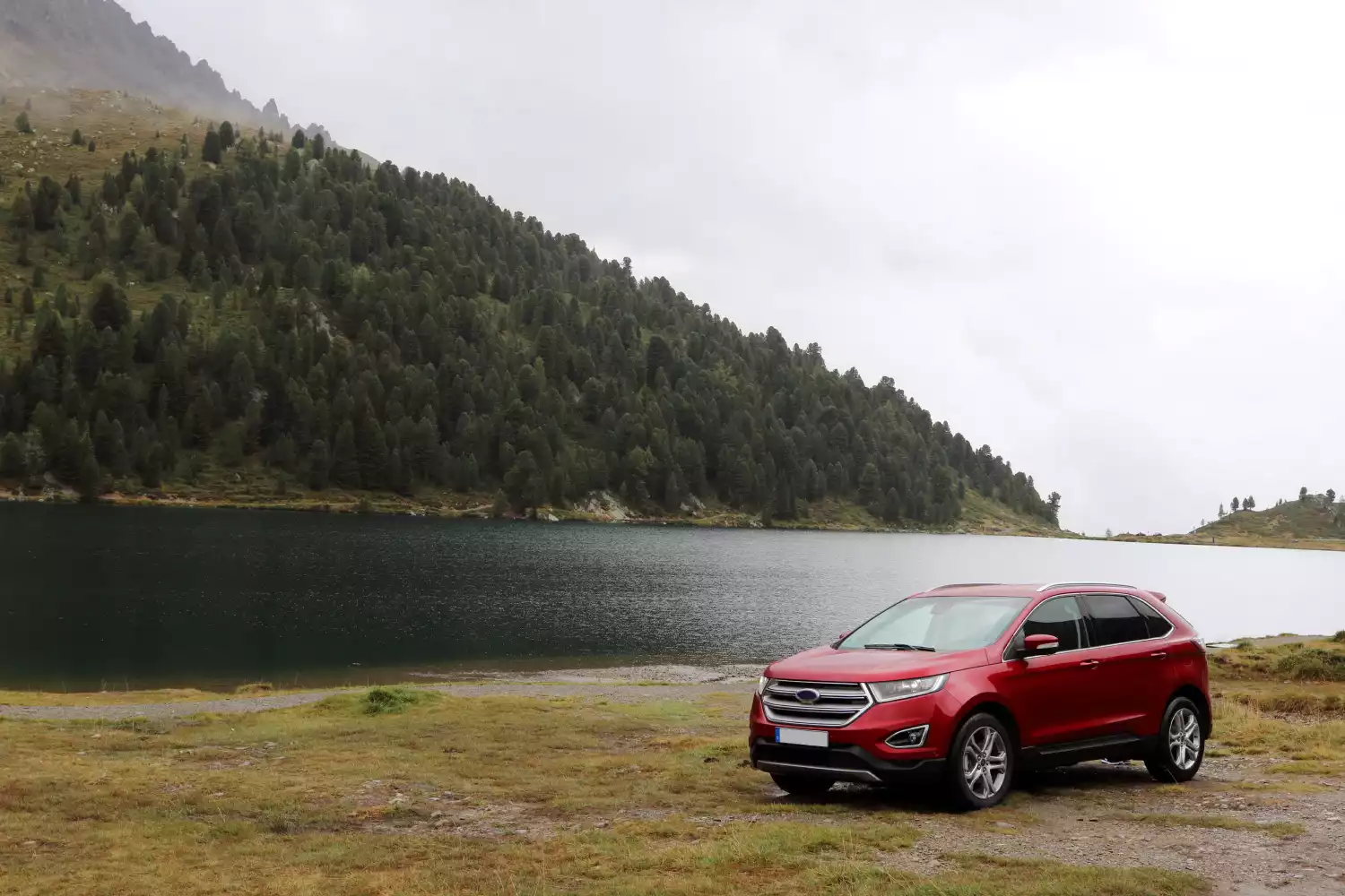 Ford Edge organizer for road trip