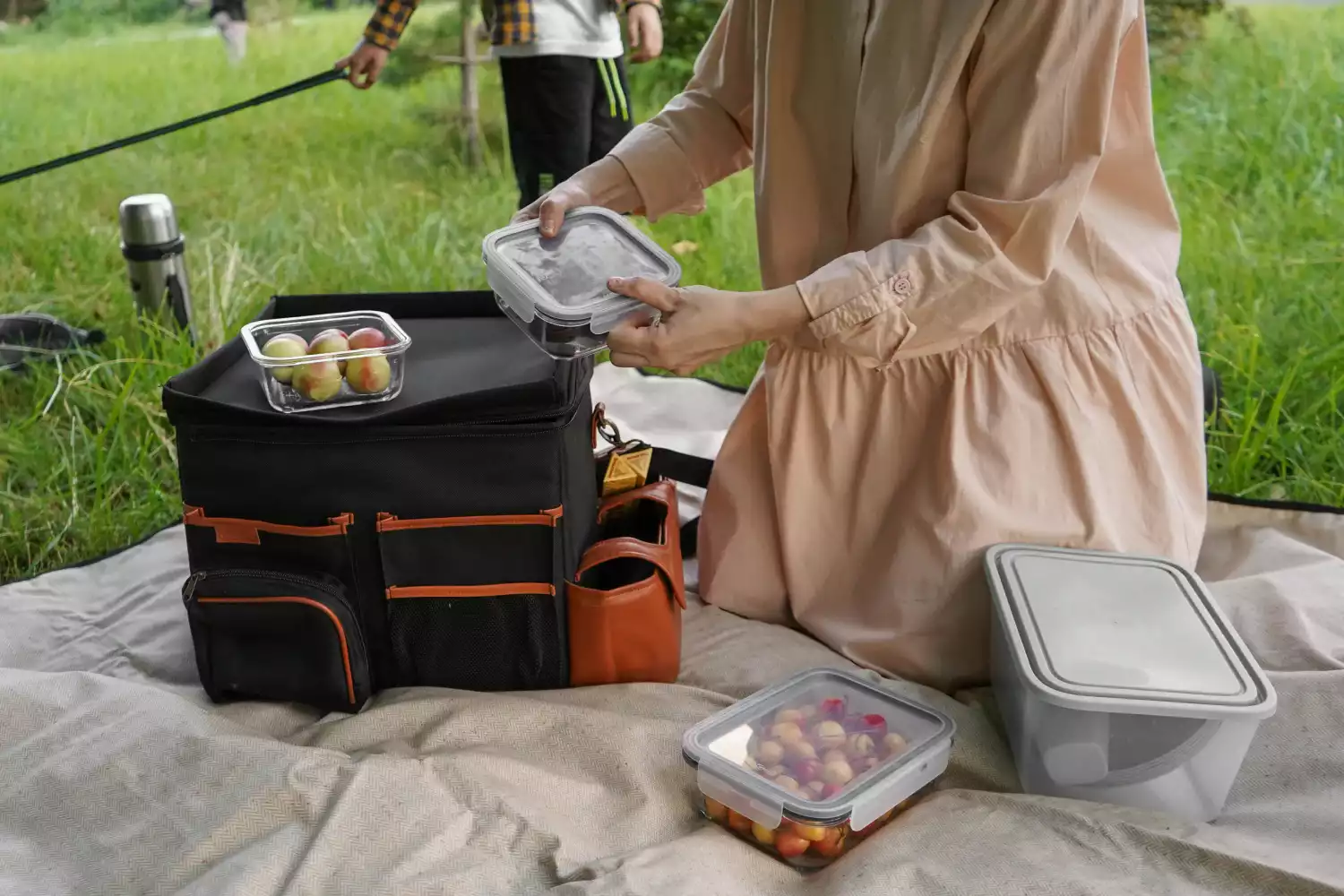 roll up picnic blanket waterproof